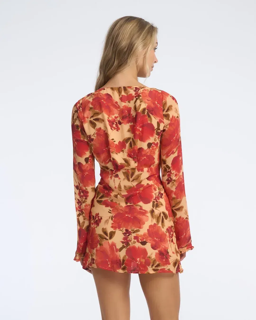 Isabelle Quinn Evelyn Mini Dress in Camellia Floral Print Size AU 8 for rent on The Volte - main image