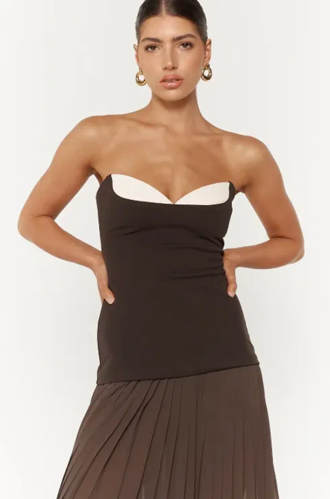 She is Olla Nicolette Maxi in Espresso Size 6  for rent on The Volte - main image