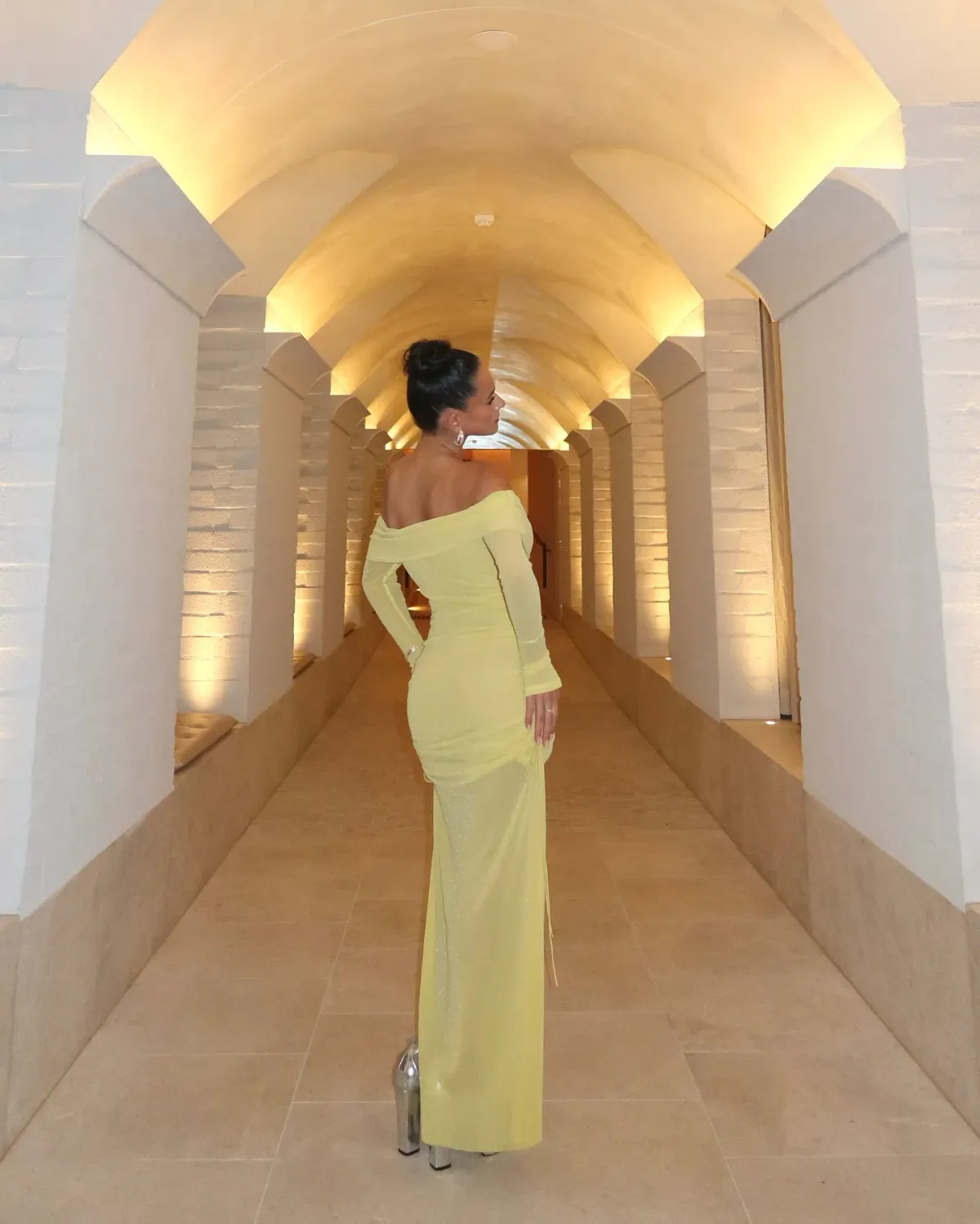 Benni Blaire Midi Dress in Lemon Size AU 10 - Image 4