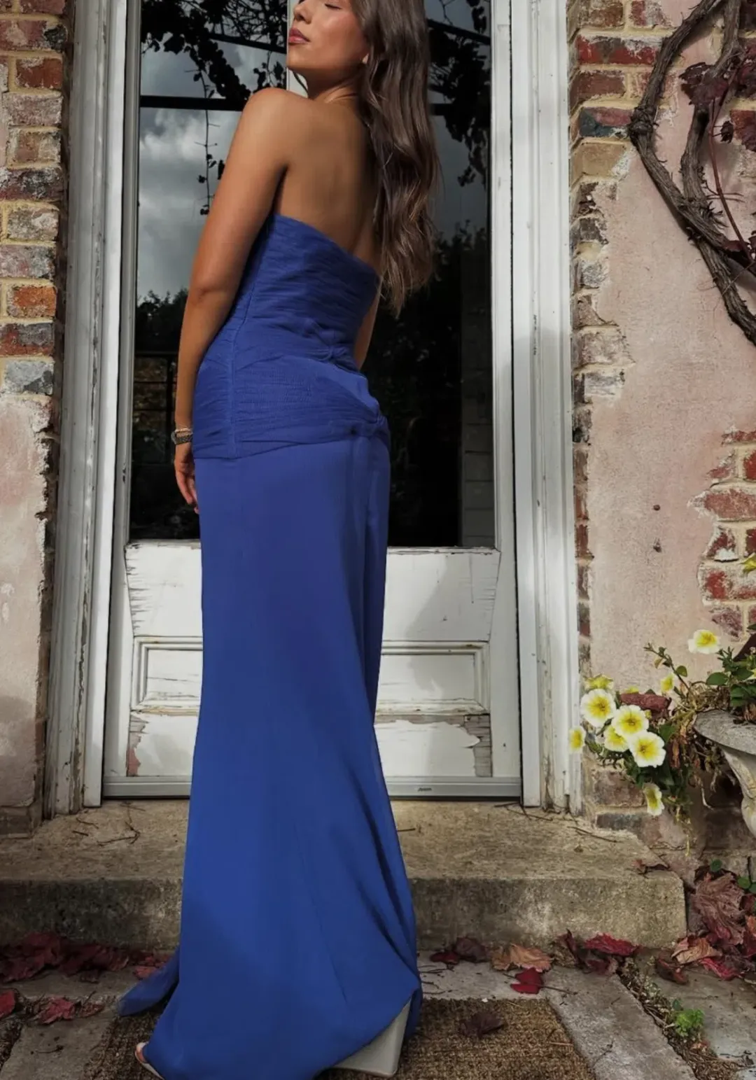 Vintage Vera Wang Gown in French Navy Size 8 for rent on The Volte - main image