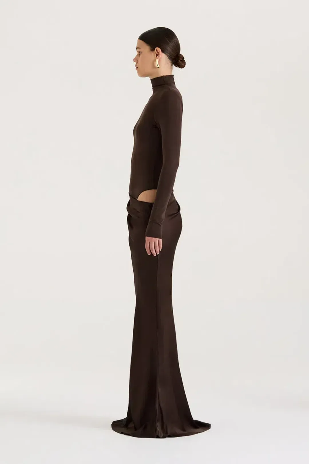 Henne Soraia Long Sleeve Maxi Dress Chocolate Size 8 for rent on The Volte - main image