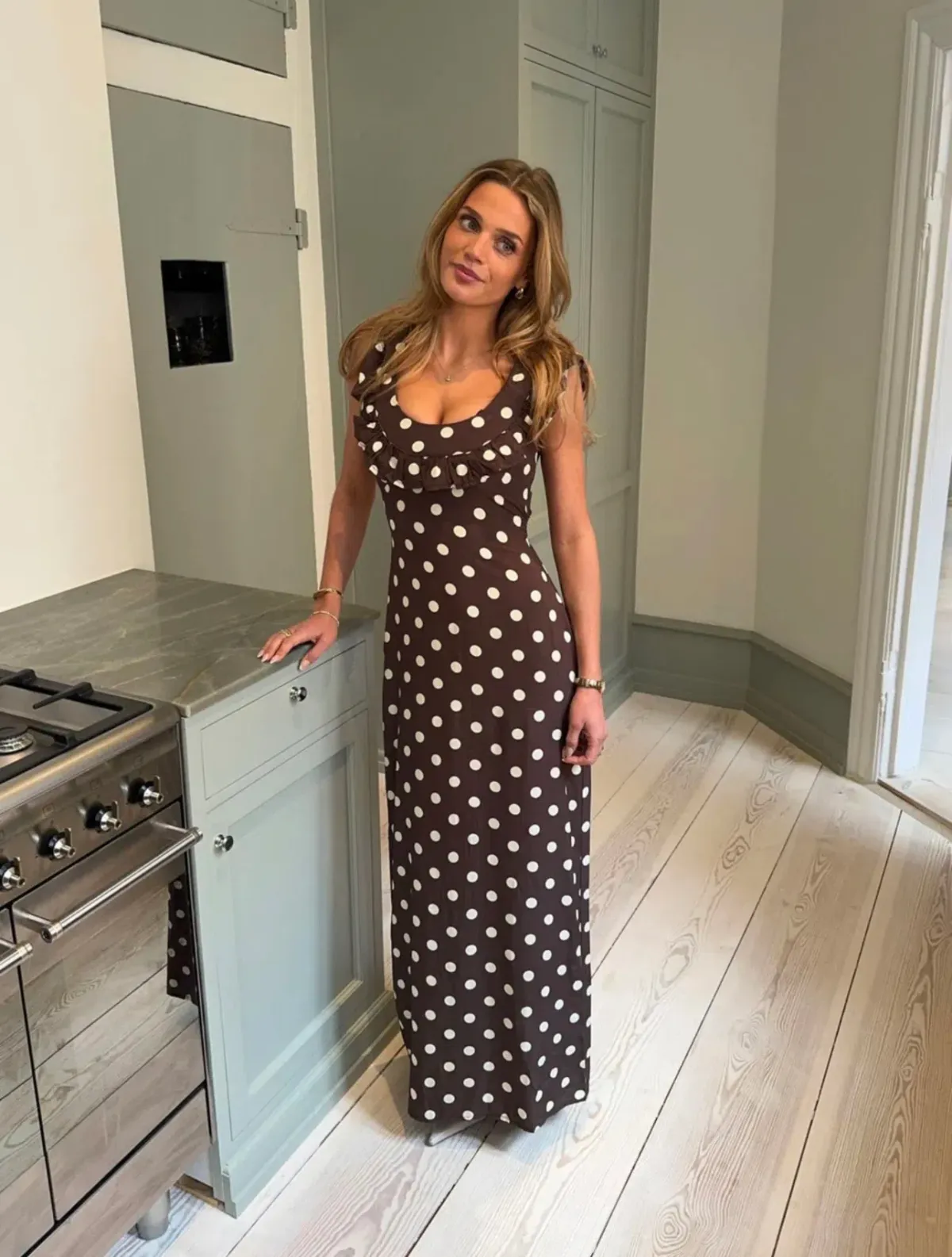 Designed By Si - Luna Maxi Dress Brown Size 6  - Image 1