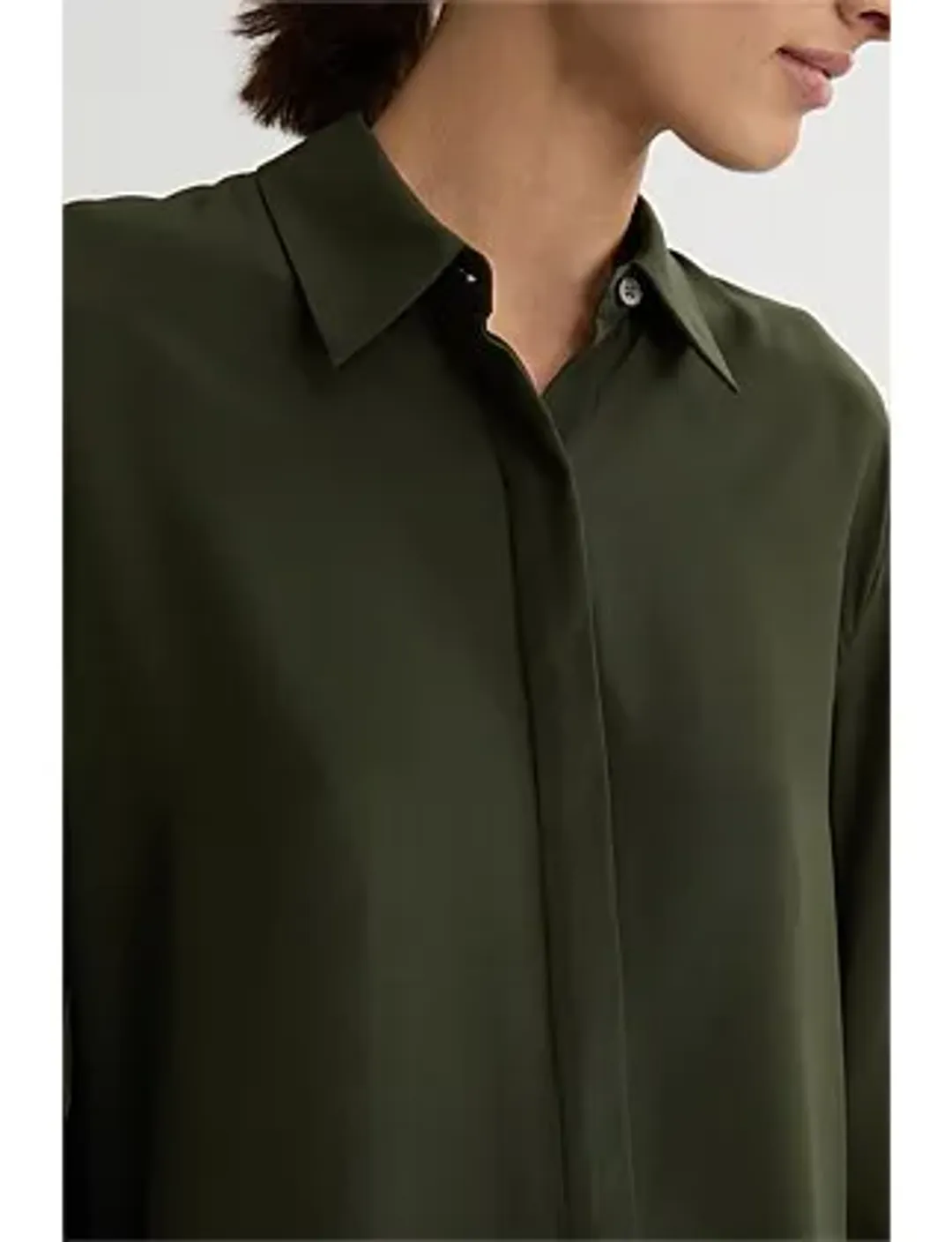 Willow Carmelia Silk Shirt Pine Size 12 for rent on The Volte - main image