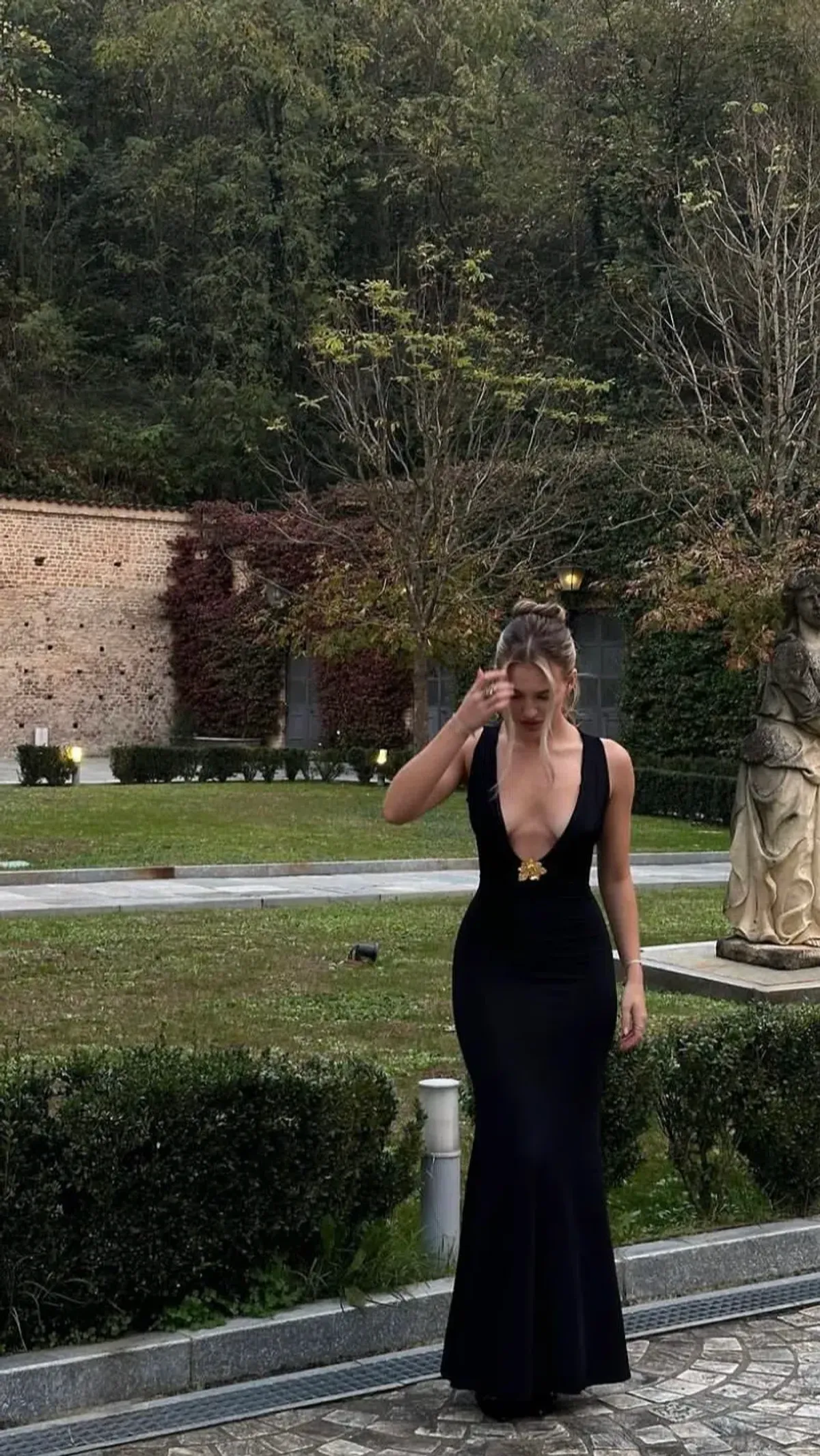 MESHKI Beck Plunge Maxi Dress Black Size 8 - Image 5