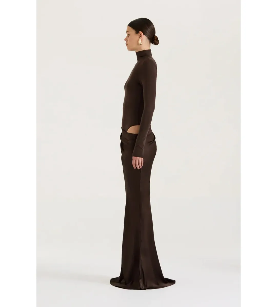 Henne Soraia Long Sleeve Maxi Dress Chocolate Size S AU 8 for rent on The Volte - main image