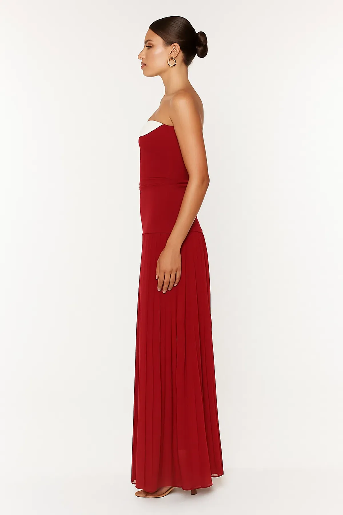 She is OLLÁ Nicolette Maxi Dress in Raspberry Size 6 - Image 2