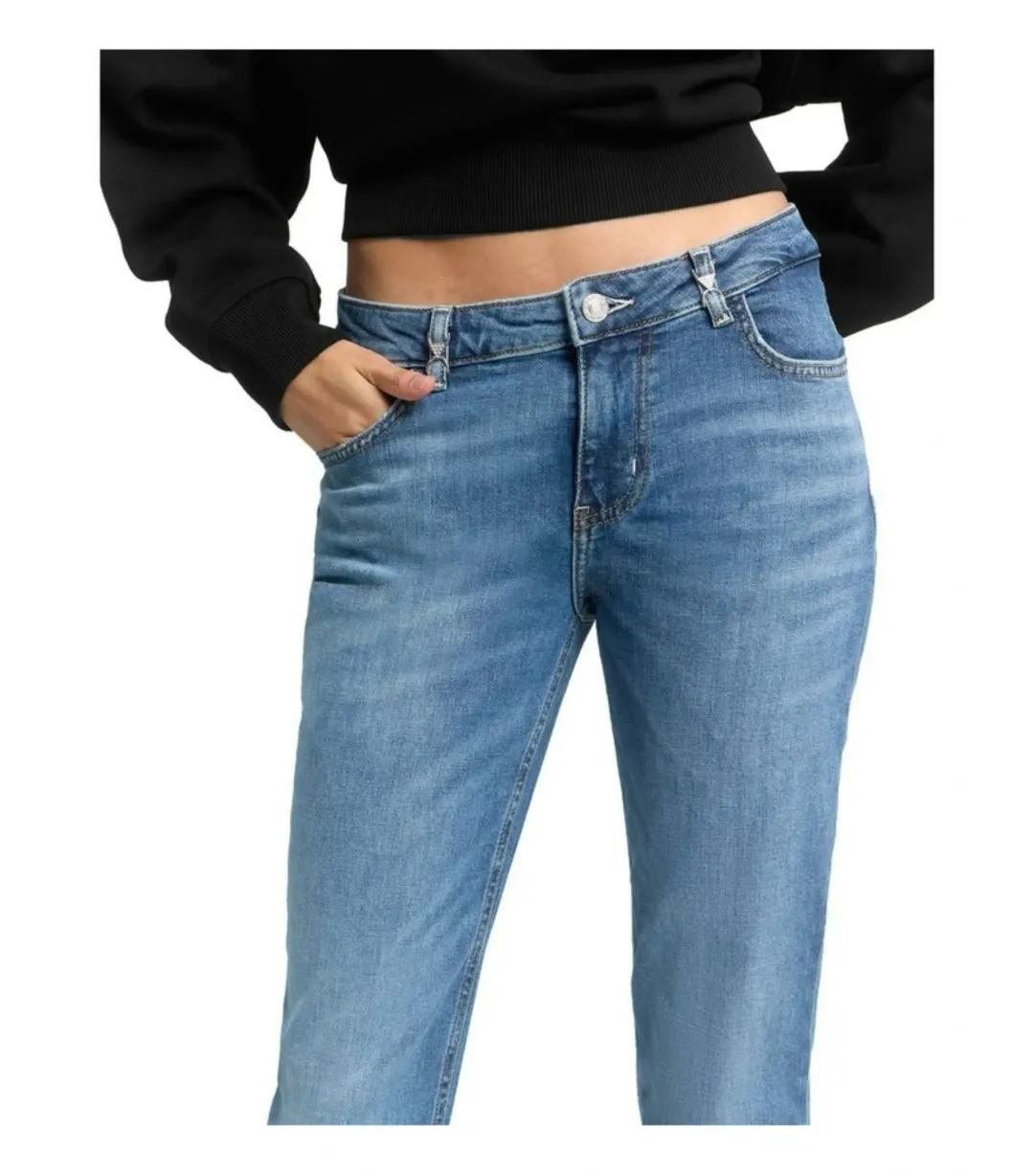 Guess Brooklyn Jeans in Simplicity Size L / AU 12 for rent on The Volte - main image