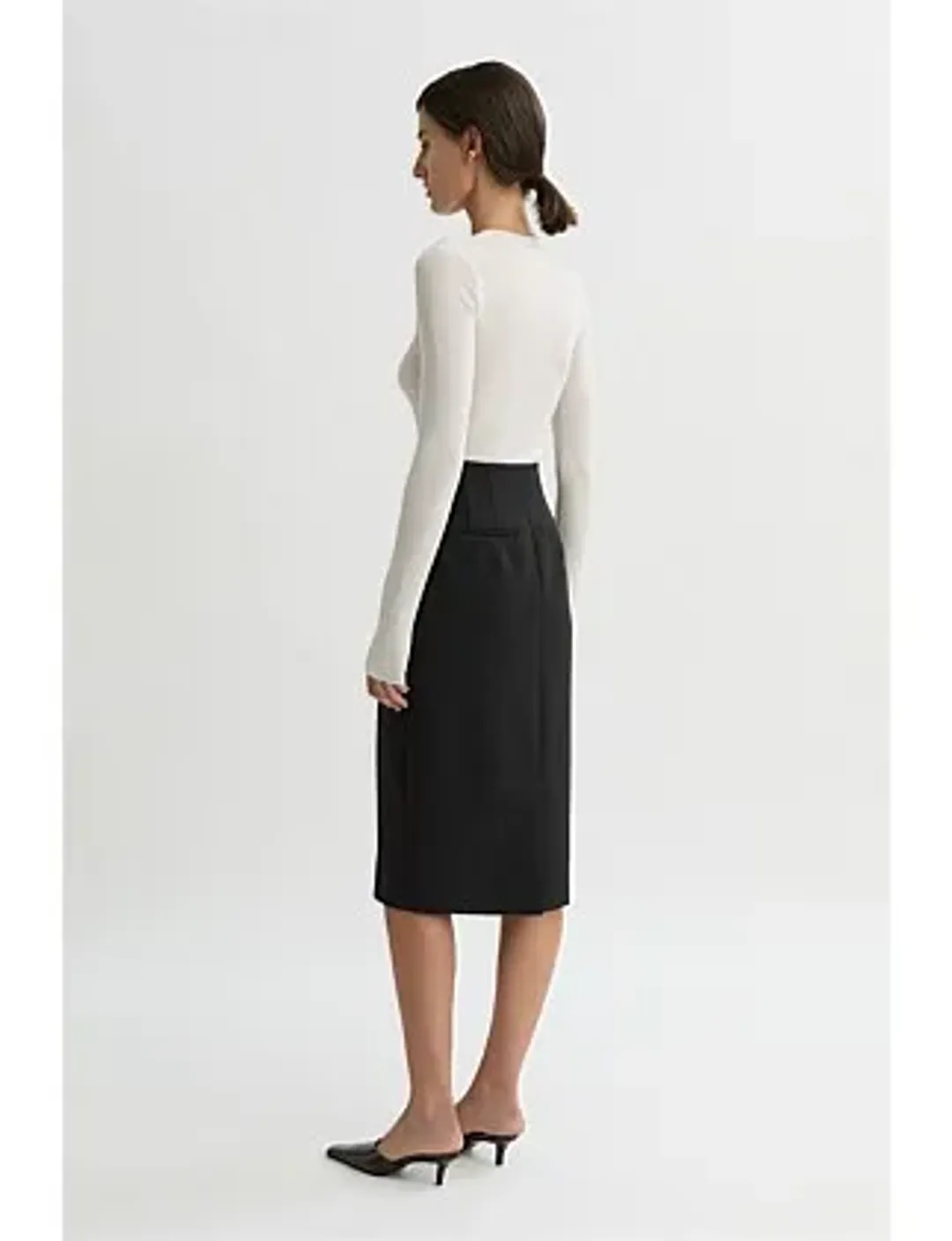 Willow Astrid Wool Pencil Skirt Black Size 6 for rent on The Volte - main image