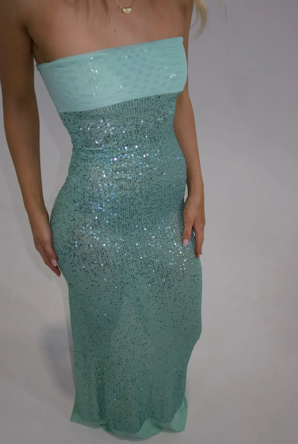Fait Par Foutch Elizabeth Sequin Maxi Dress in Turquoise Size XS / AU 6 - Image 3