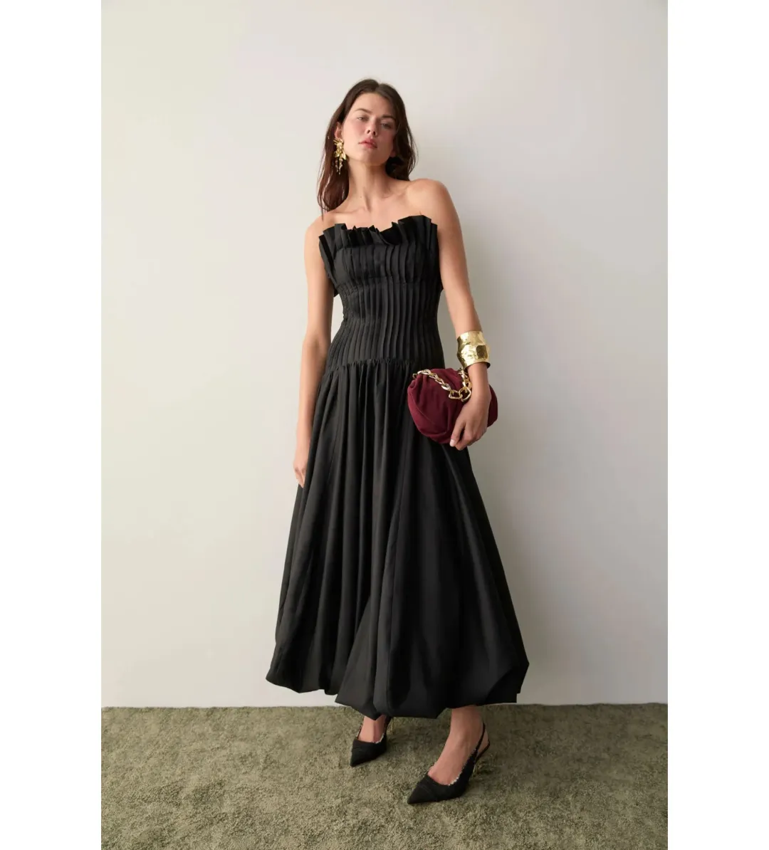 Aje Ivy Bubble Hem Gown Black Size AU 10 for rent on The Volte - main image
