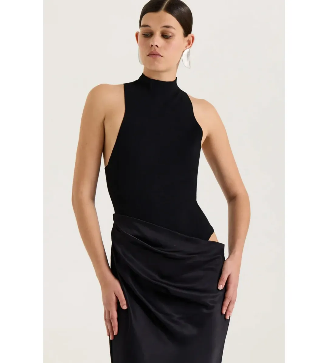 Henne Soraia Maxi Dress Black Size L AU 12  for rent on The Volte - main image
