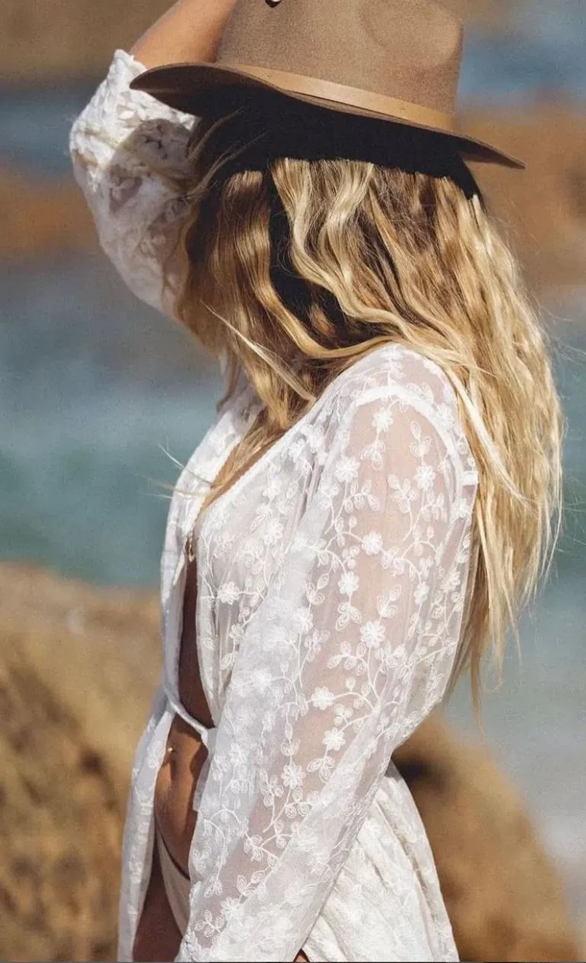 Coven & Co Boho Island Breeze Robe White Lace One Size - Image 4