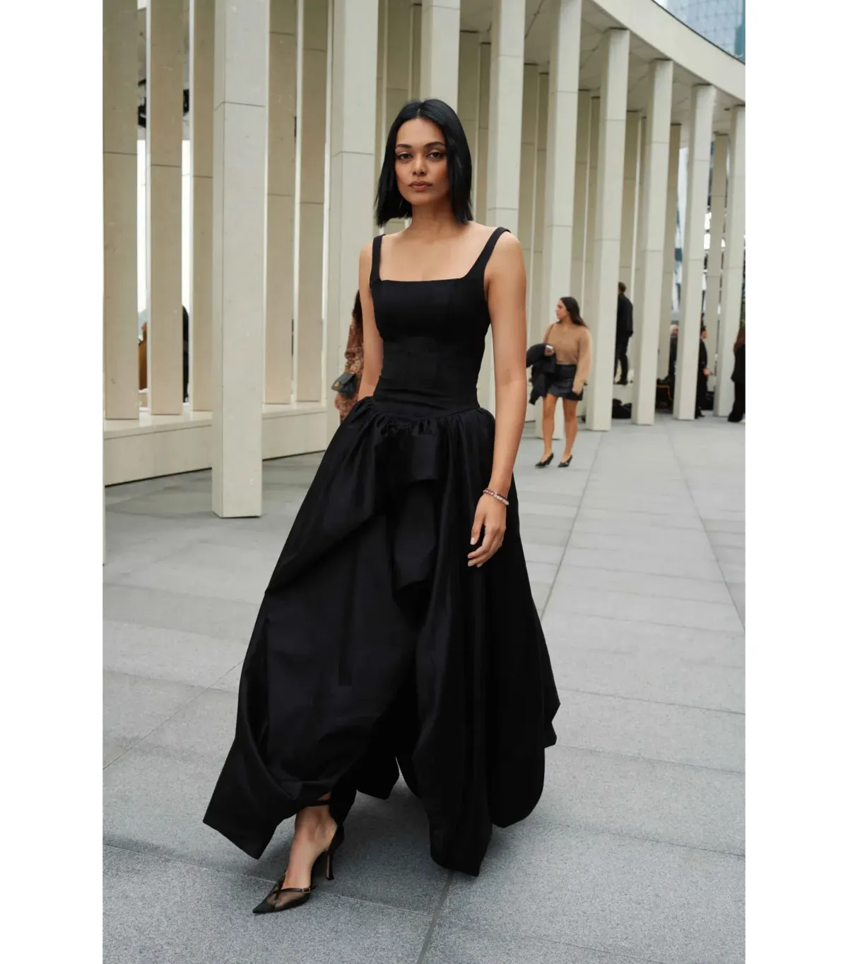 Aje Alani Maxi Gown in Black Size AU 8 - Image 1