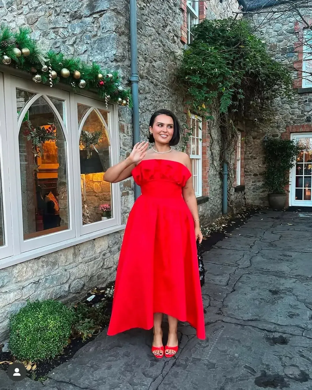 Elliatt Laurel Sleeveless Maxi Dress size 16 Red for rent on The Volte - main image