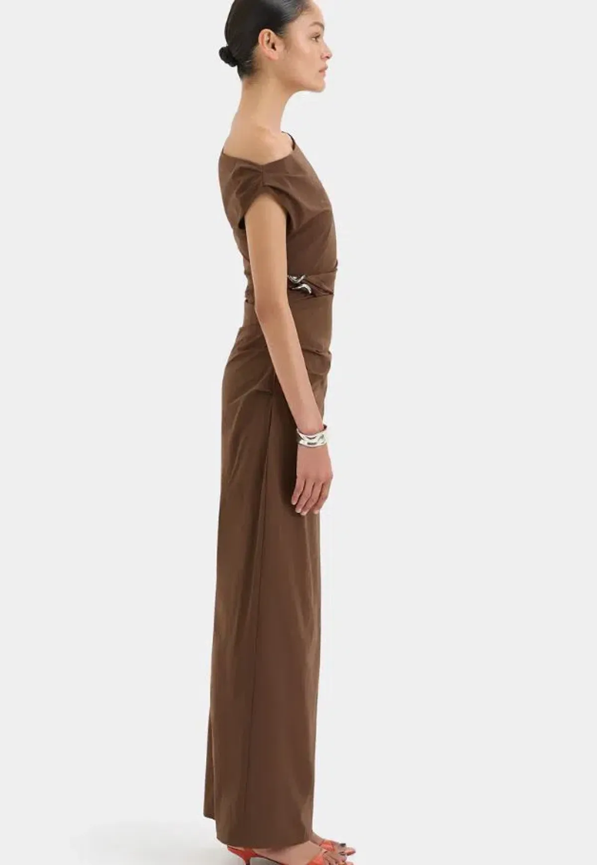 Sir Sol Off Shoulder Gown in Mocha Size 3/12 - Image 4