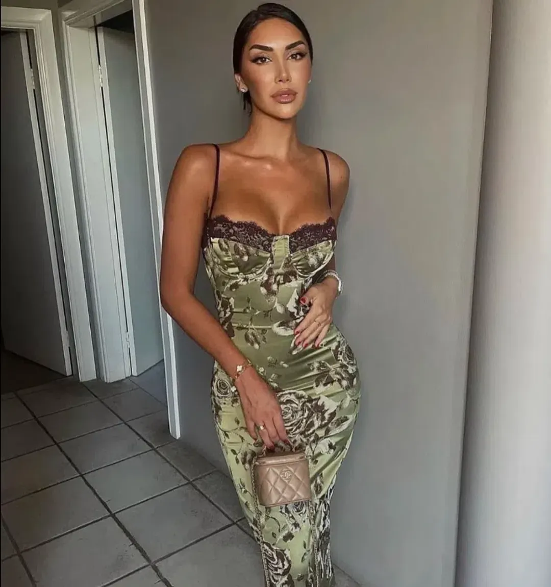 House of CB Cassia Floral Midi Dress Green Size S / 8 AU for rent on The Volte - main image