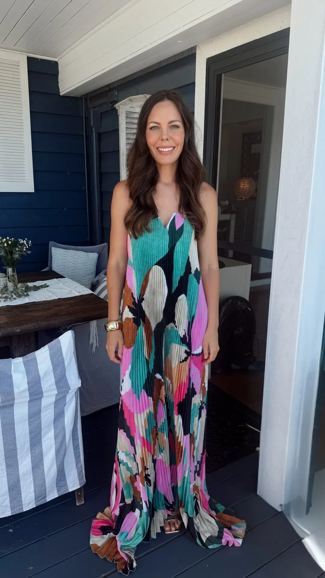 L'idée Black Tie Gown Green Calypso multicoloured size 6 for rent on The Volte - main image