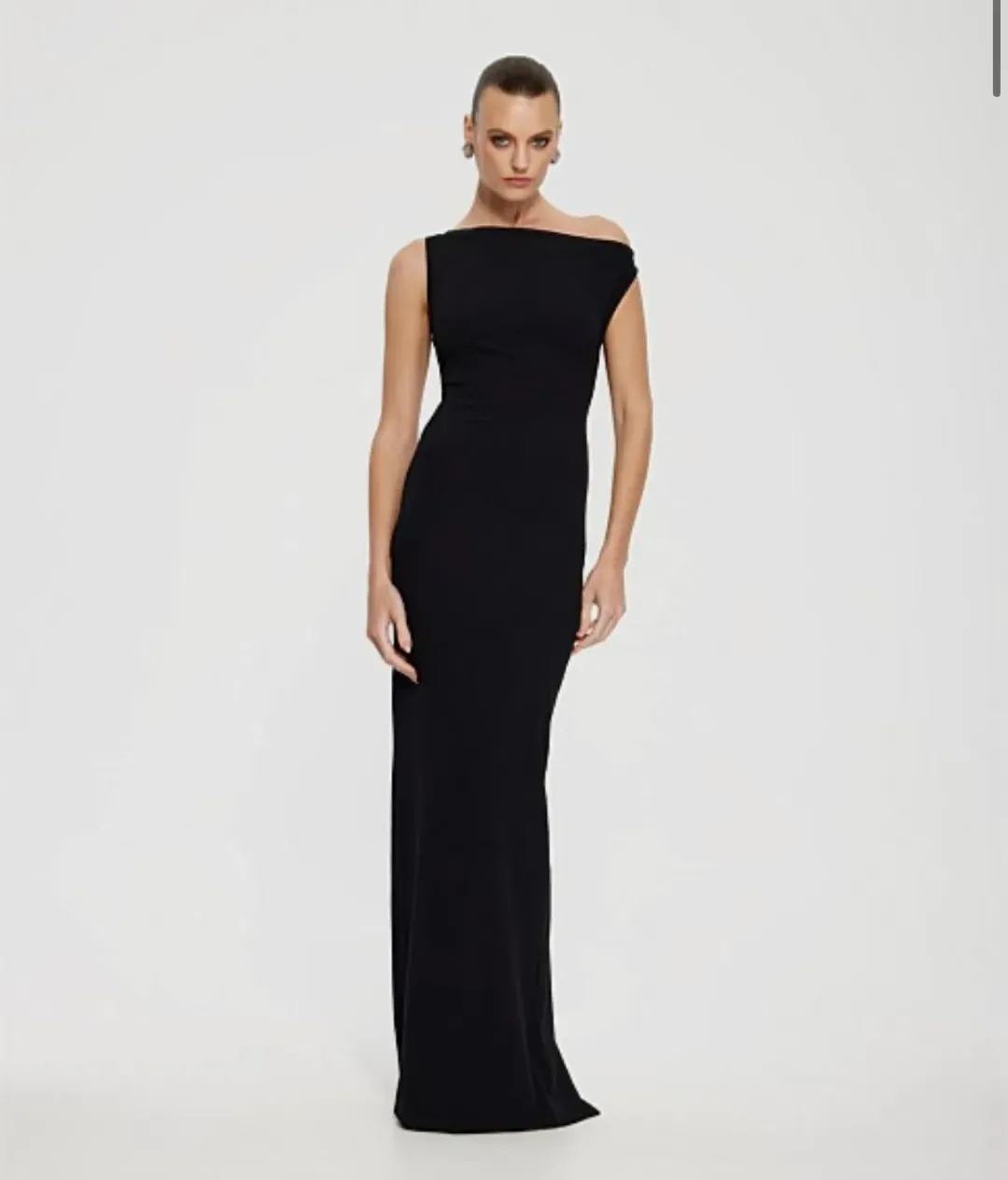 Effie Kats Inaya gown Black for rent on The Volte - main image