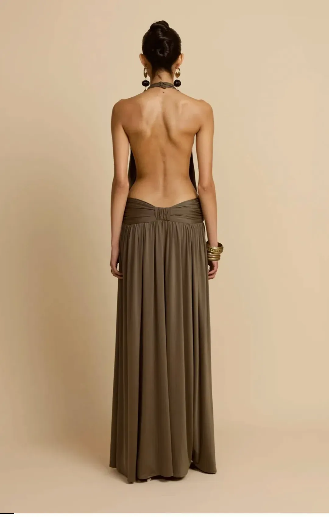 ARCINA ORI SATINA KHAKI SIZE M for rent on The Volte - main image