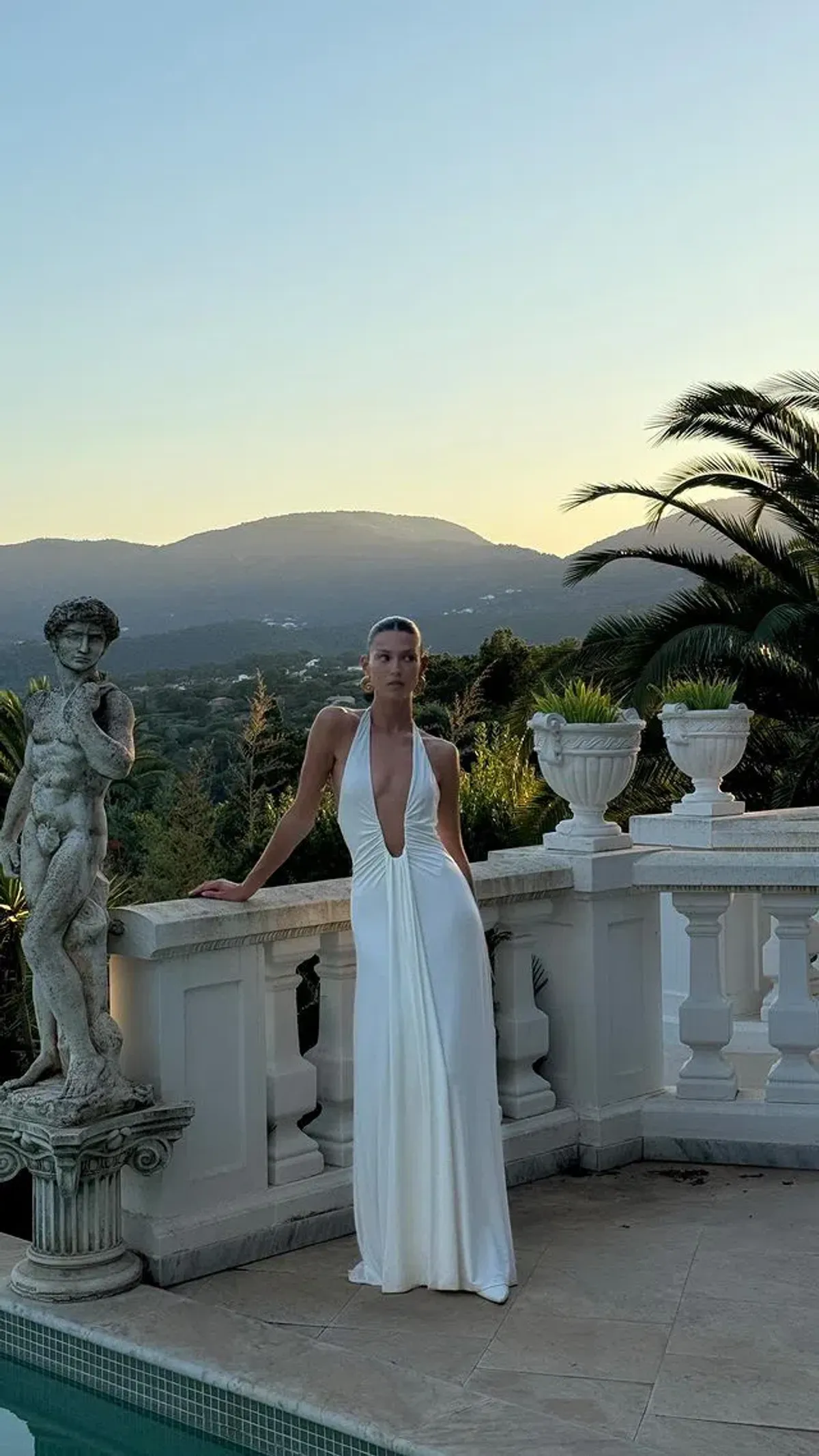 Misha Jennifer Cupro - Image 1