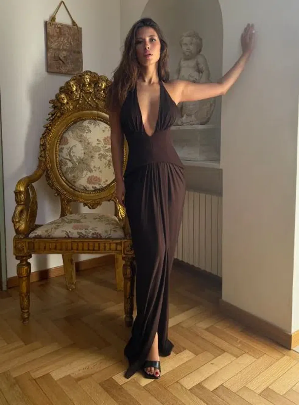 She is Olla Landon Gown Size 6 - Image 1