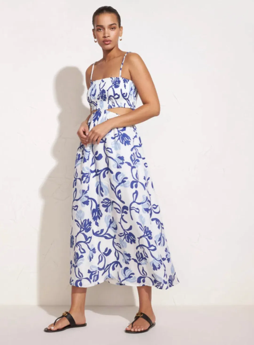 Faithfull the Brand Tayari Midi Dress Ensola Floral Print Blue Size 6 for rent on The Volte - main image