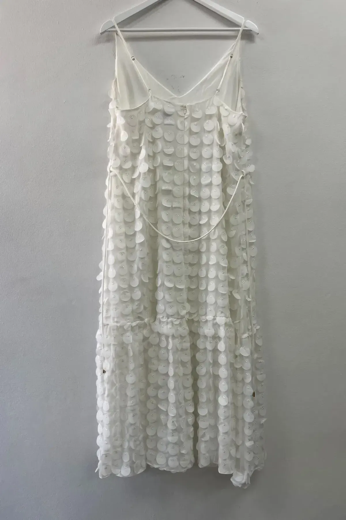 Sheike White Heaven V Neck Maxi Dress. Size 8 - Image 6
