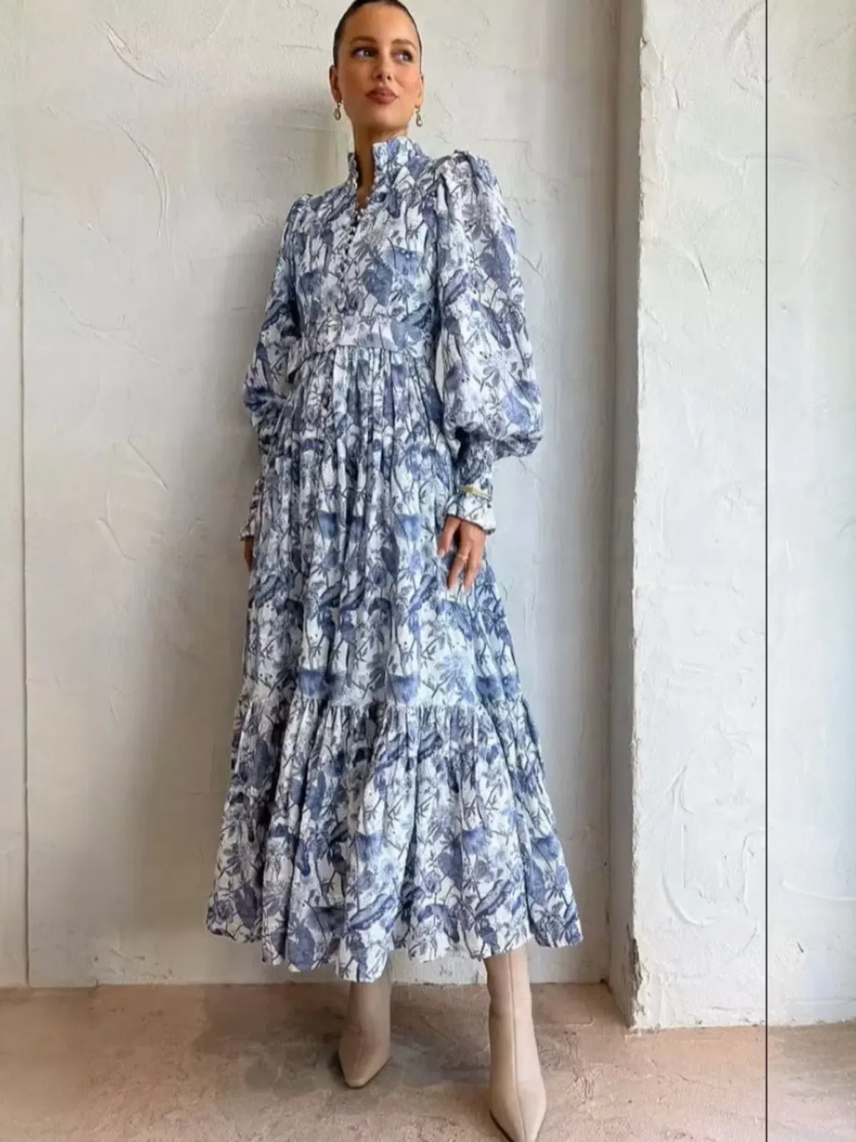 Palm Noosa Royal Flush Maxi Dress Size AU 14 Linen Jungle Blue Floral Print Long Sleeve - Image 1