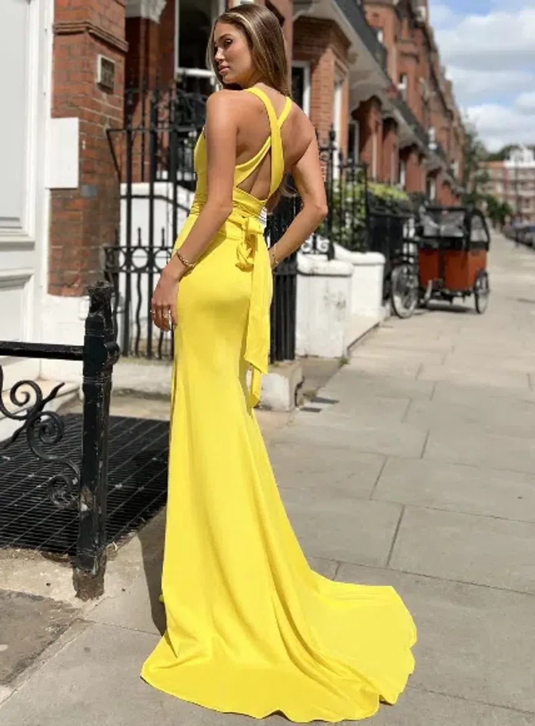 Jadore JX6080 - Yellow size 8 for rent on The Volte - main image