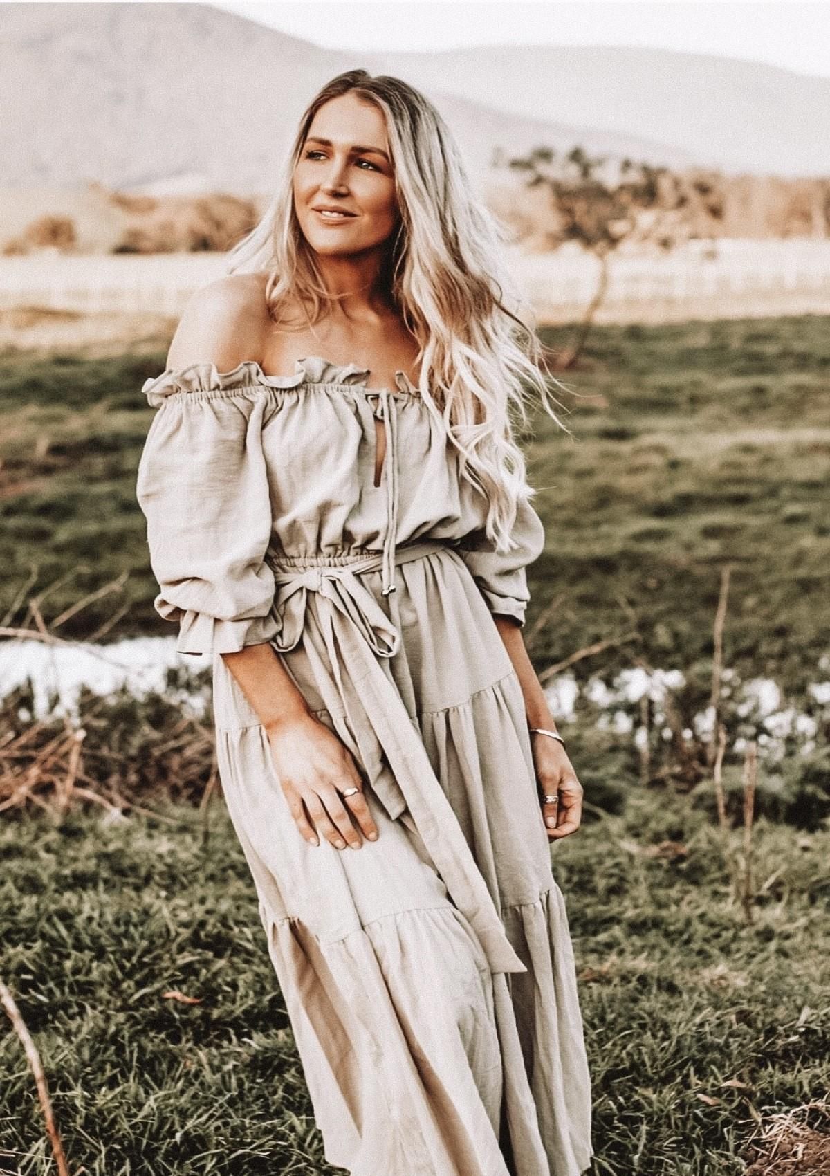 Co & Ry Goldie Maxi Dress Green Size 12 - Image 1