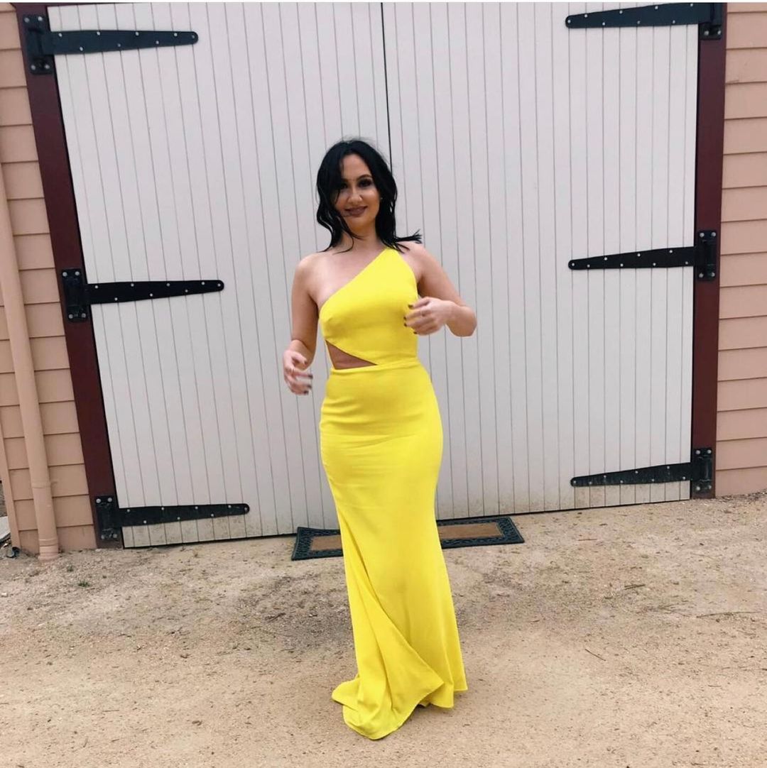 Alex Perry Serena Gown Yellow Size 8 for rent on The Volte - main image