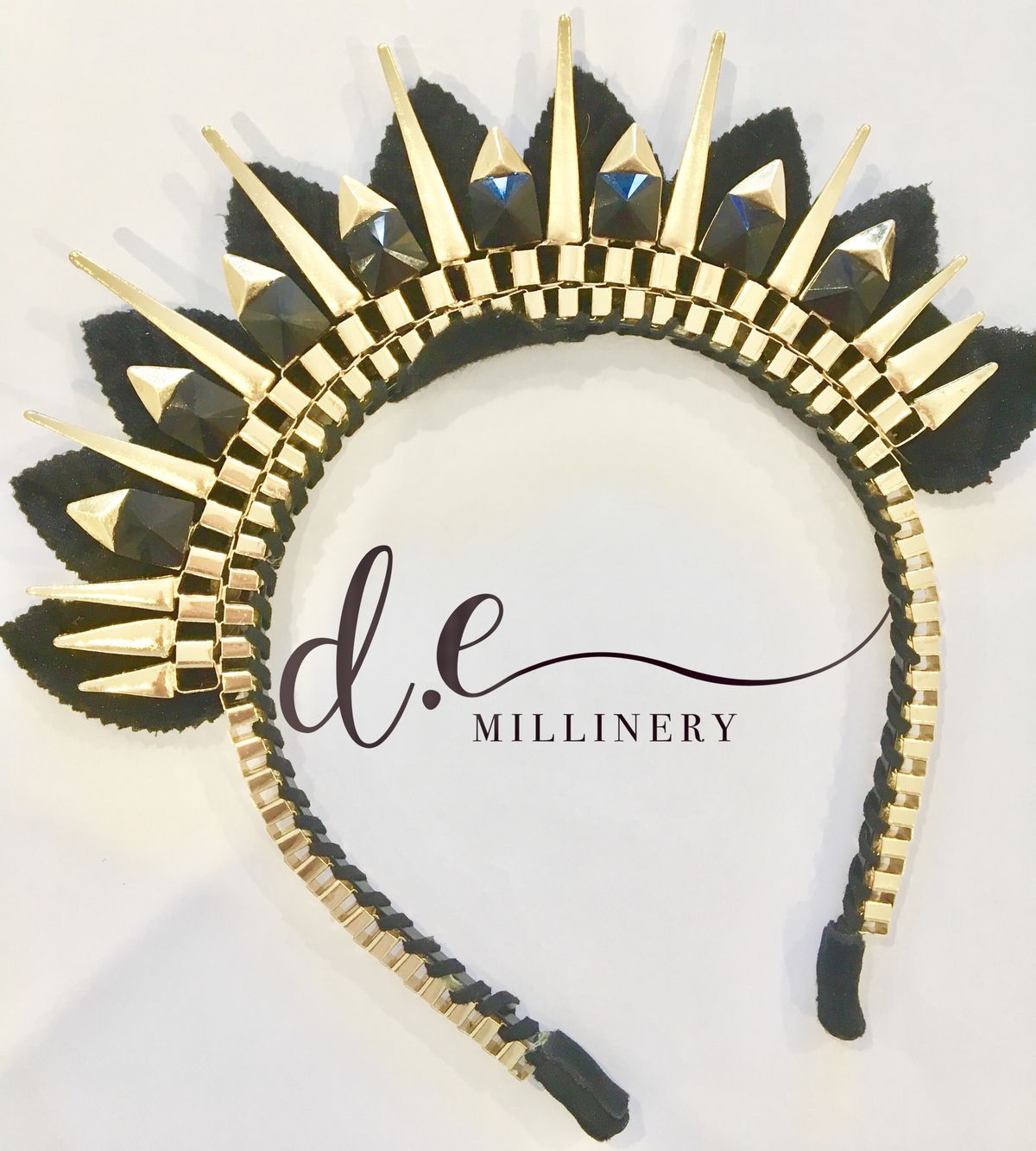 Dark Beauty Crown Black and Gold - Image 2