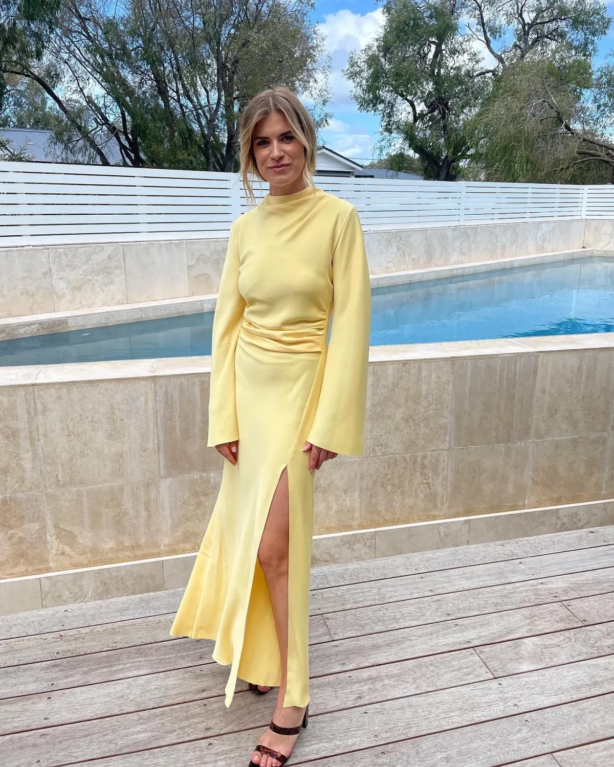 Camilla & Marc Damascus Dress in Lemon Yellow Size 8 - Image 4