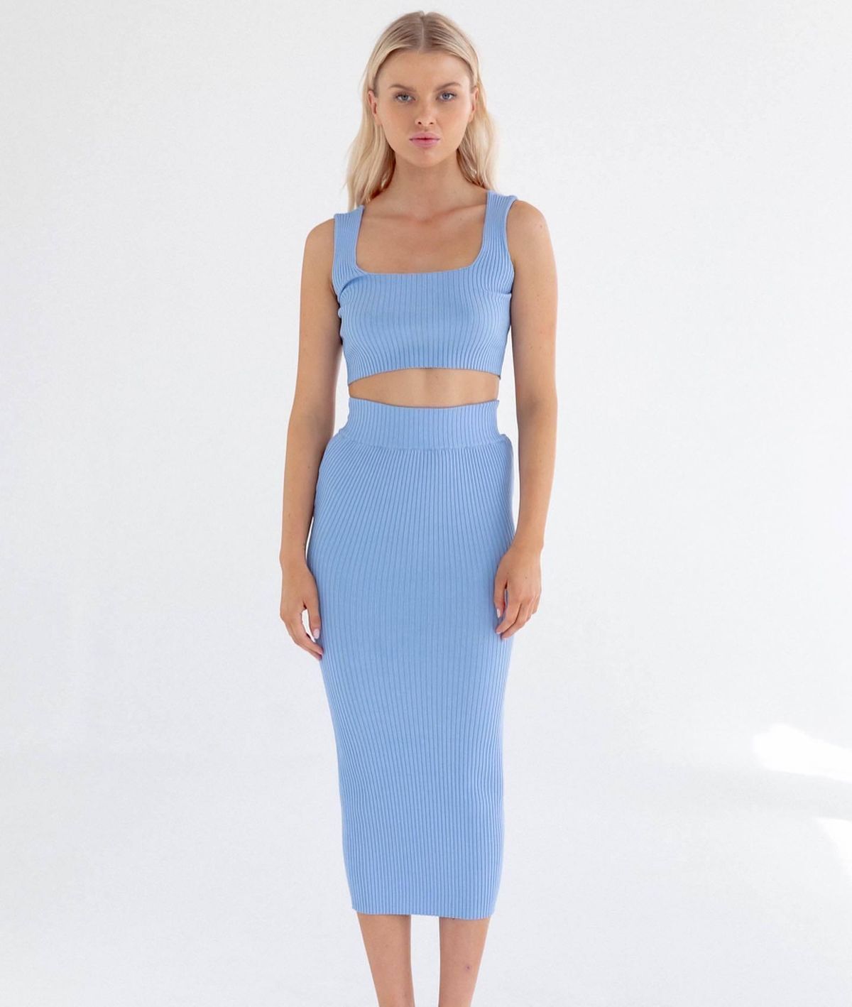 Henne Lara set  - Image 2