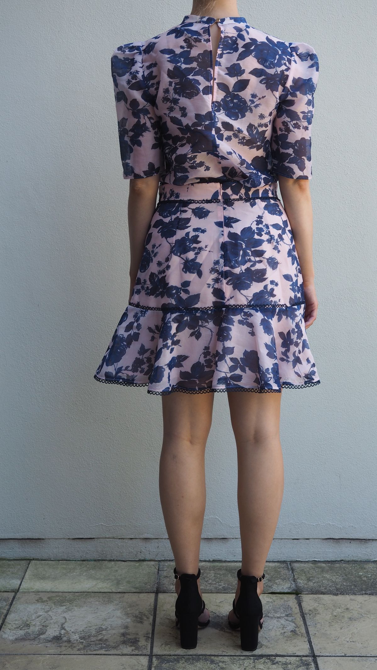 Keepsake the Label Halo Blouse Size S and Skirt Size L Set Print - Image 3