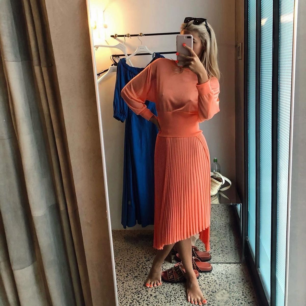 Scanlan Theodore Gloss Knit Sweater and Pleated Skirt Set Orange Size 6 - Image 3