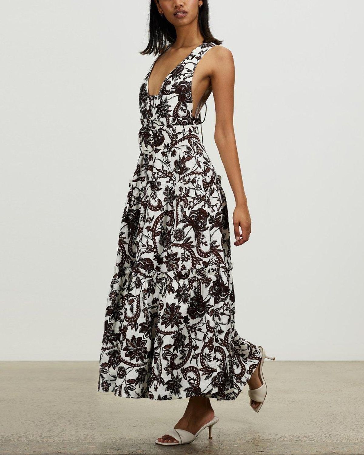 Shona Joy Dahlia Linen Tiered Midi Dress Floral  - Image 2