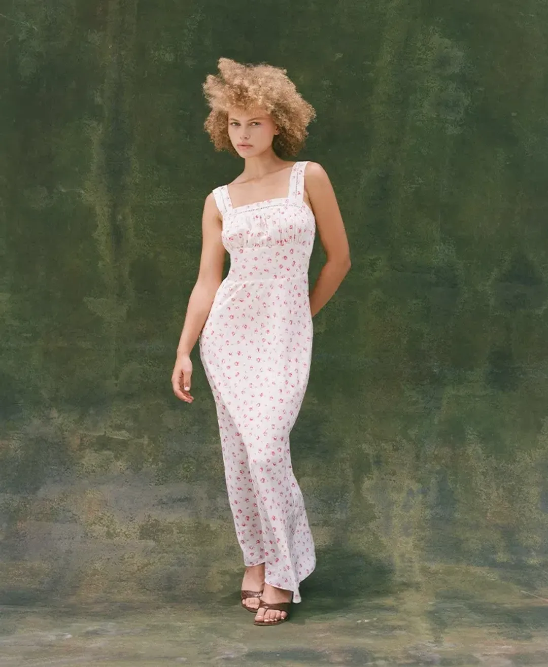 Réalisation Par The The Dharma in Baby Rose Size 8  for rent on The Volte - main image