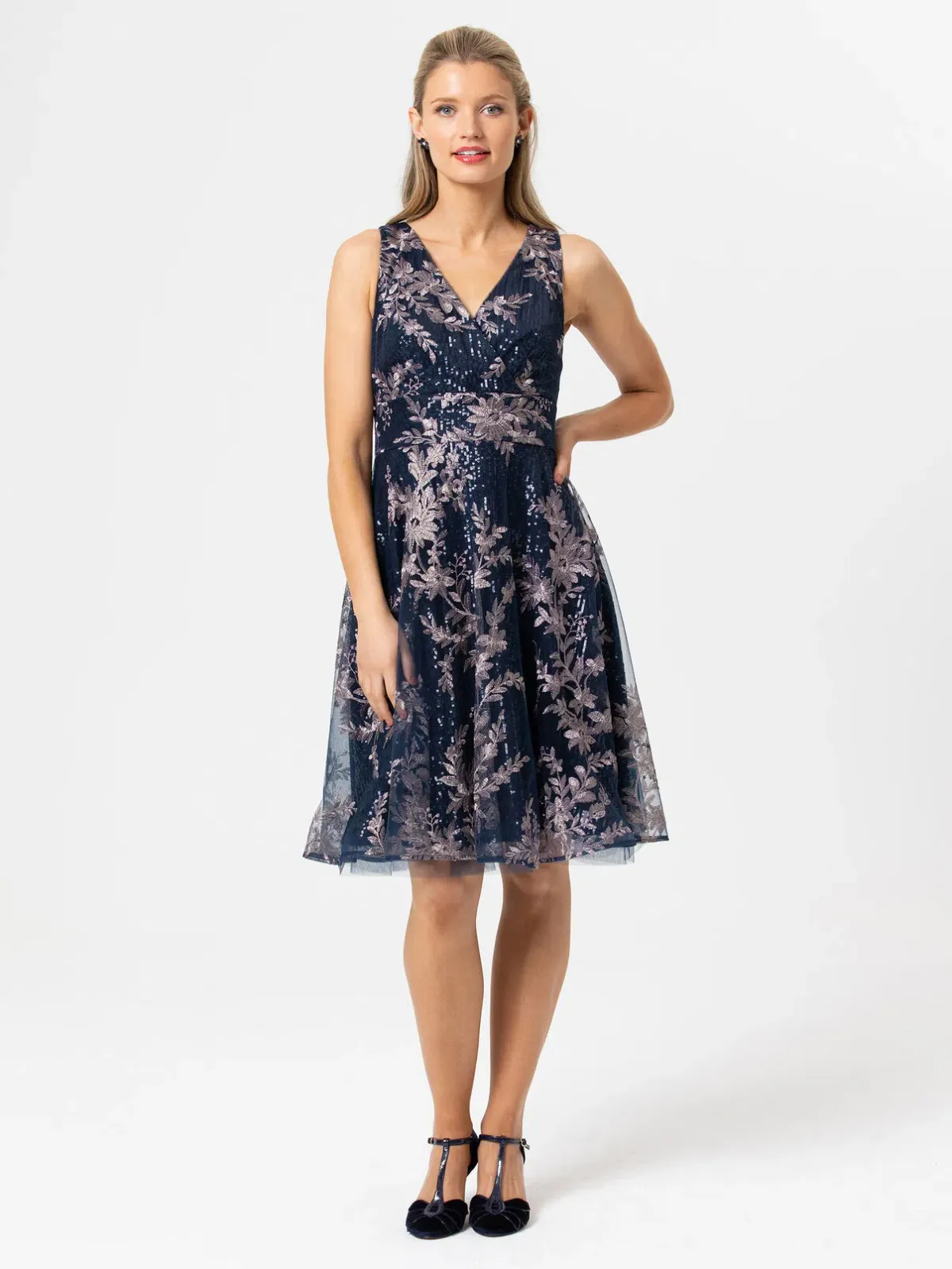 Review You're A Star Dress Sequin Size 8 - Image 1