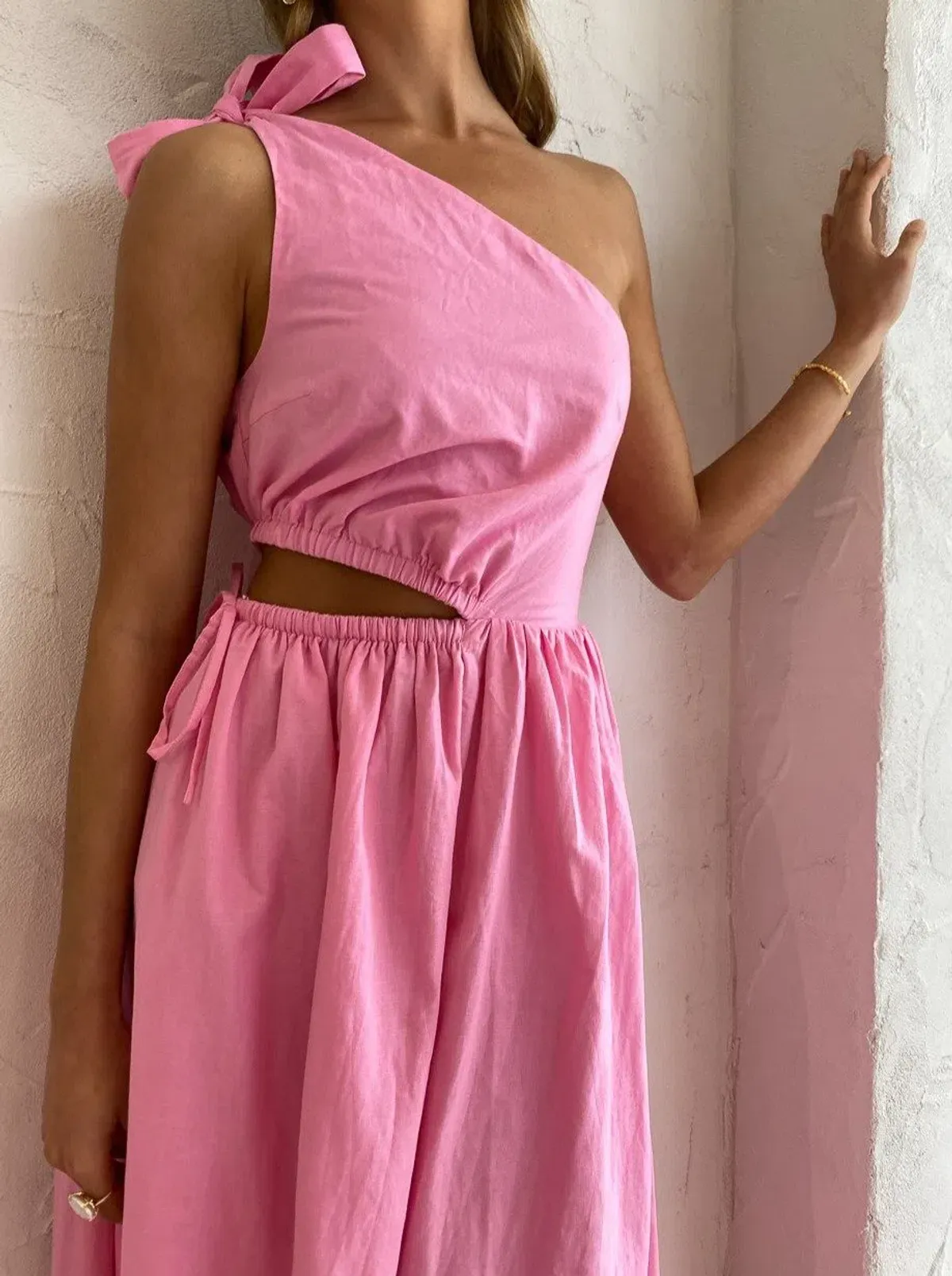 By Nicola Gabriella One Shoulder Midi Dress in Pink Grapefruit Size 6 - Image 5