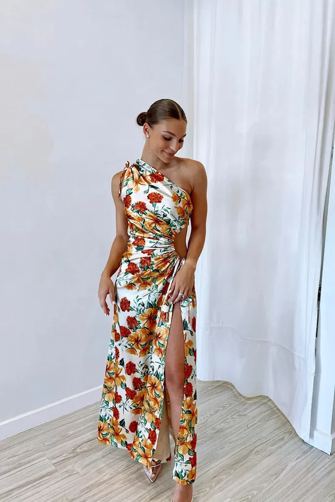 Sonya Moda Nour Maxi Dress Yarden Floral Size 8 for rent on The Volte - main image