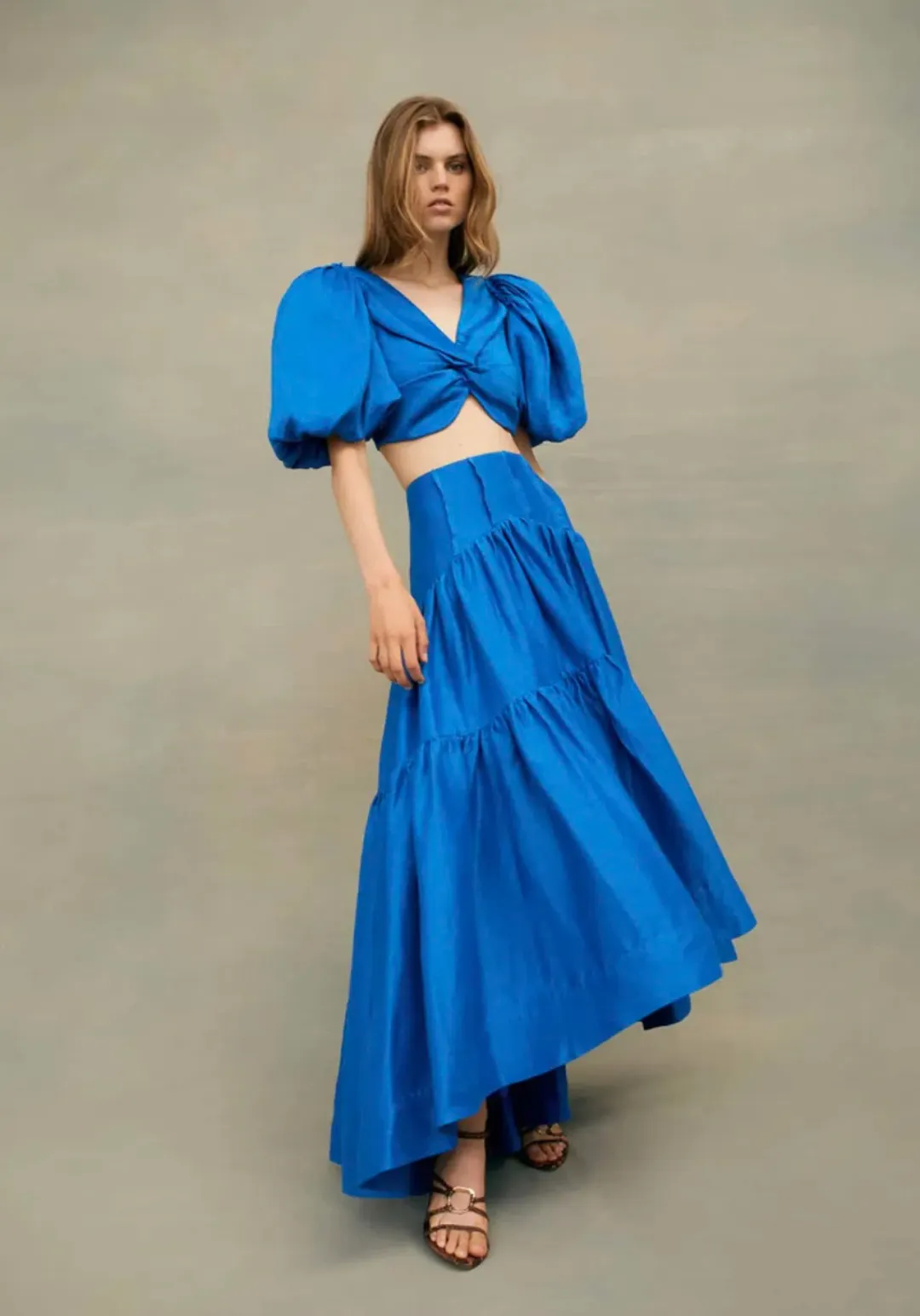 Aje Reverb Set Blue Size 10  for rent on The Volte - main image