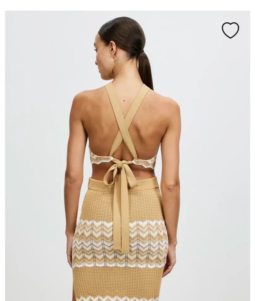 Lover Set for rent on The Volte - main image