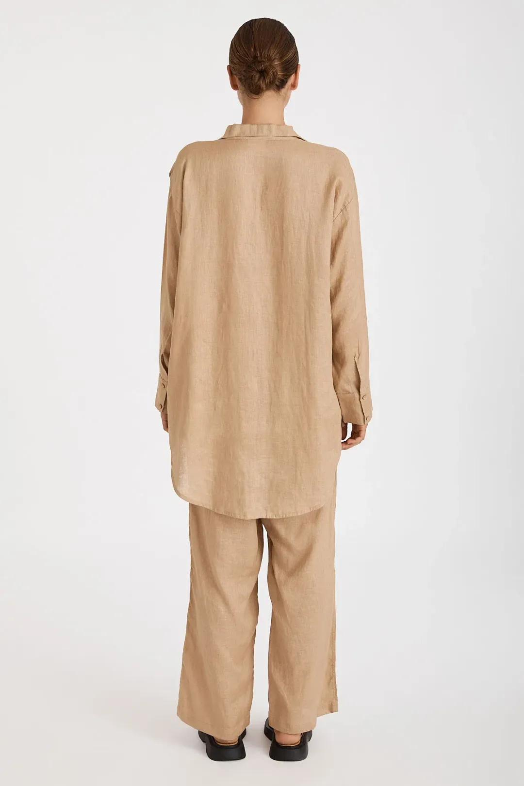 Zulu & Zephyr Linen Shirt Camel Brown Size 8 for rent on The Volte - main image