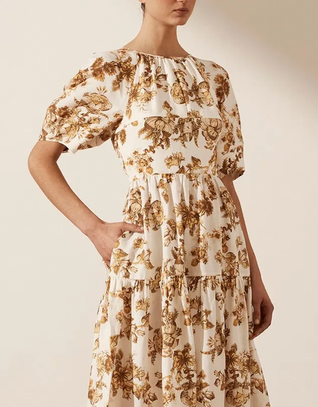 Shona Joy Follow Bella Short Sleeve Open Back Midi Dress Print Size 8 for rent on The Volte - main image