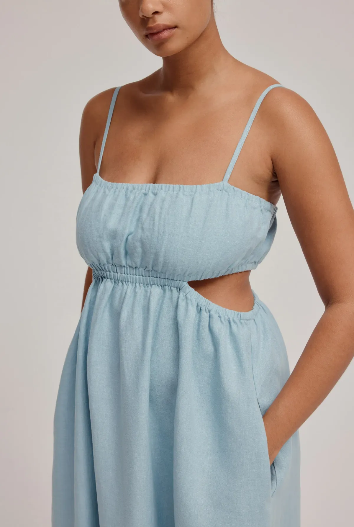 Venroy Linen Cut Out Maxi Dress in Pale Blue Size 12  - Image 2
