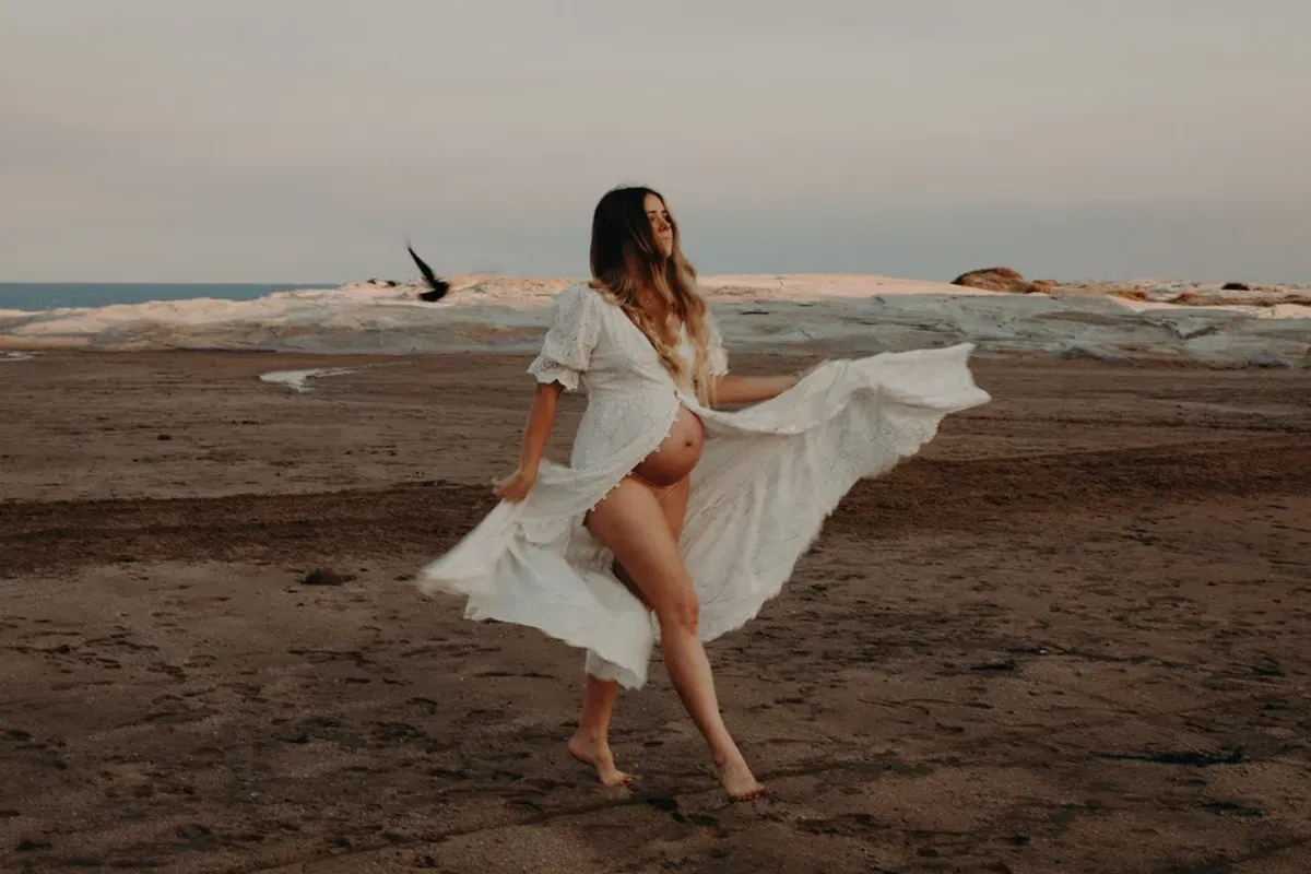 Co and Ry Dawn Dress White Size 12  - Image 4