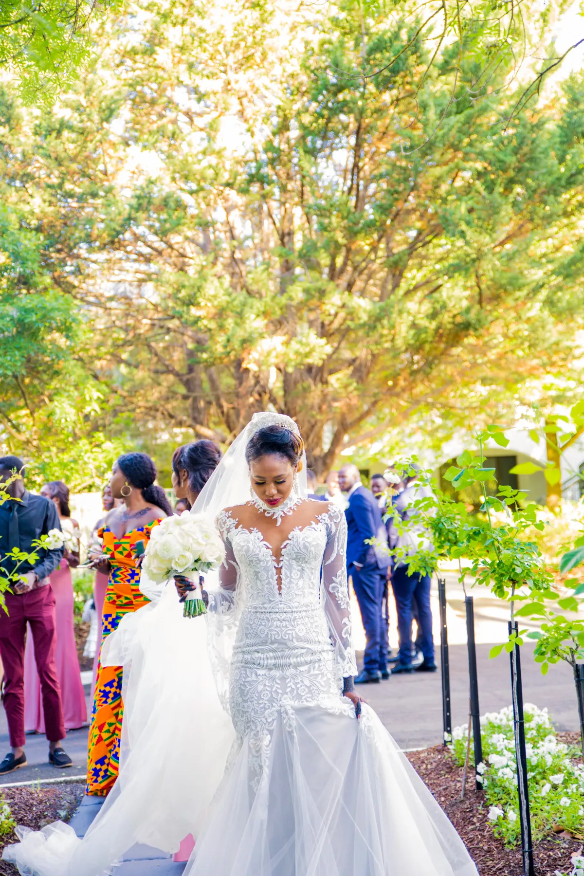 Leah Da Gloria Custom Made Wedding Dress White Size 6  - Image 3