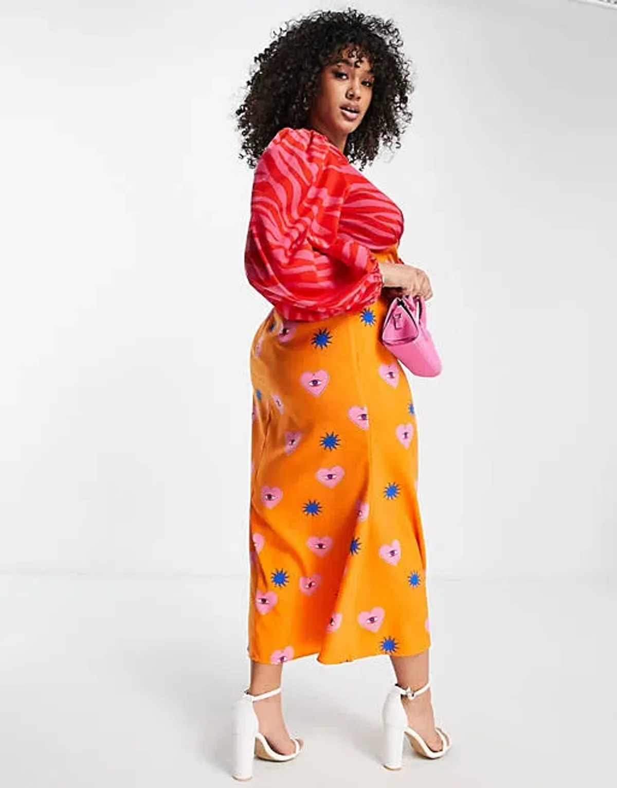 Never Fully Dressed Plus Balloon Sleeve Maxi Dress in Contrast Graphic Print  Size 20  - Image 2