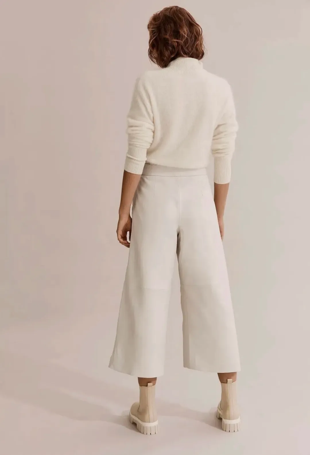 Country Road Luxurious Leather Culotte Pants White Size AU 14  for rent on The Volte - main image